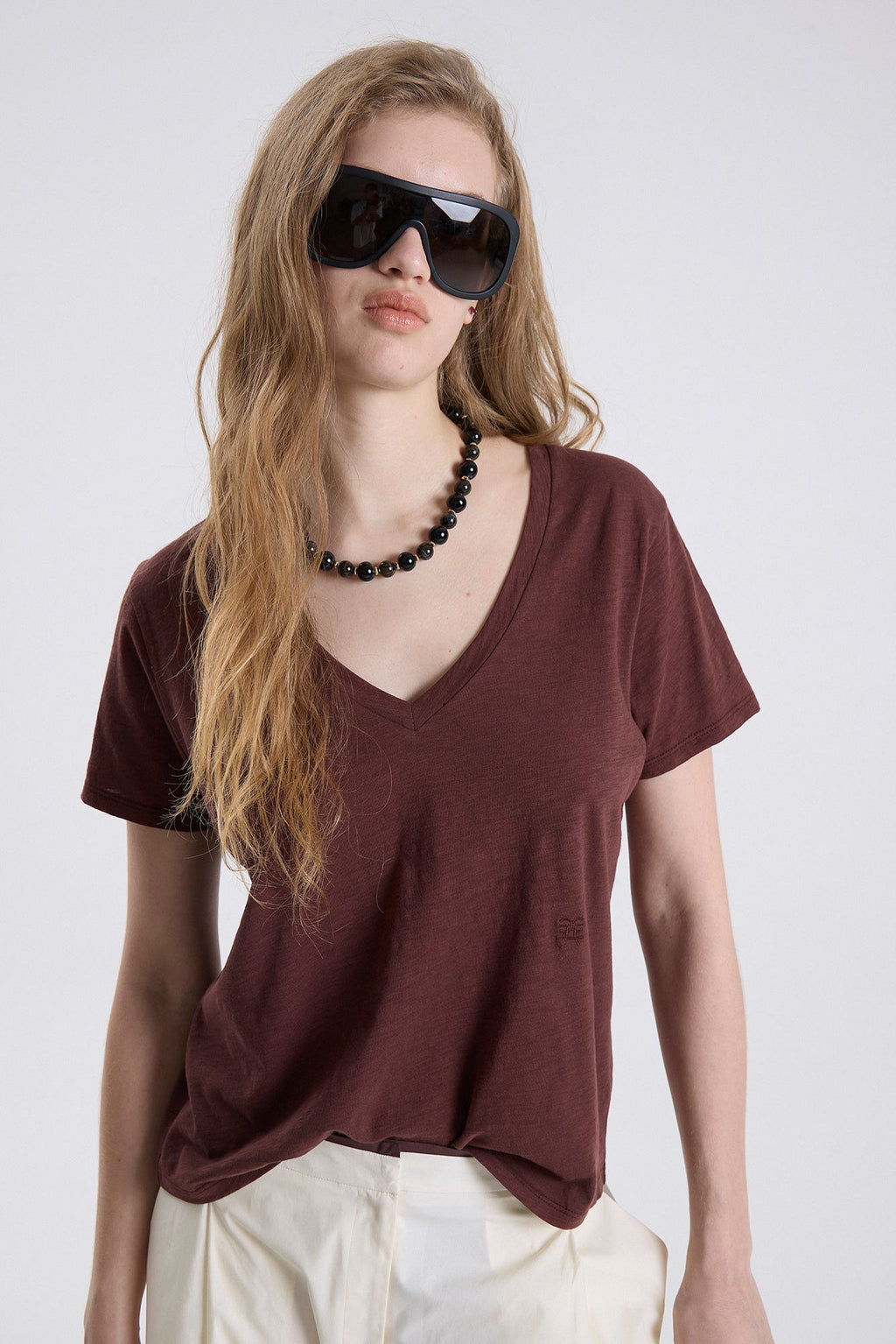 Remera V Jora Chocolate